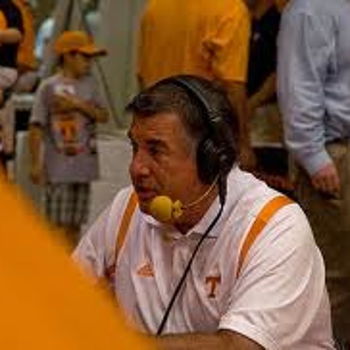 University of Tennessee Play-By-Play Voice Bob Kesling joins the Wendy's First Quarter on 7-9-12